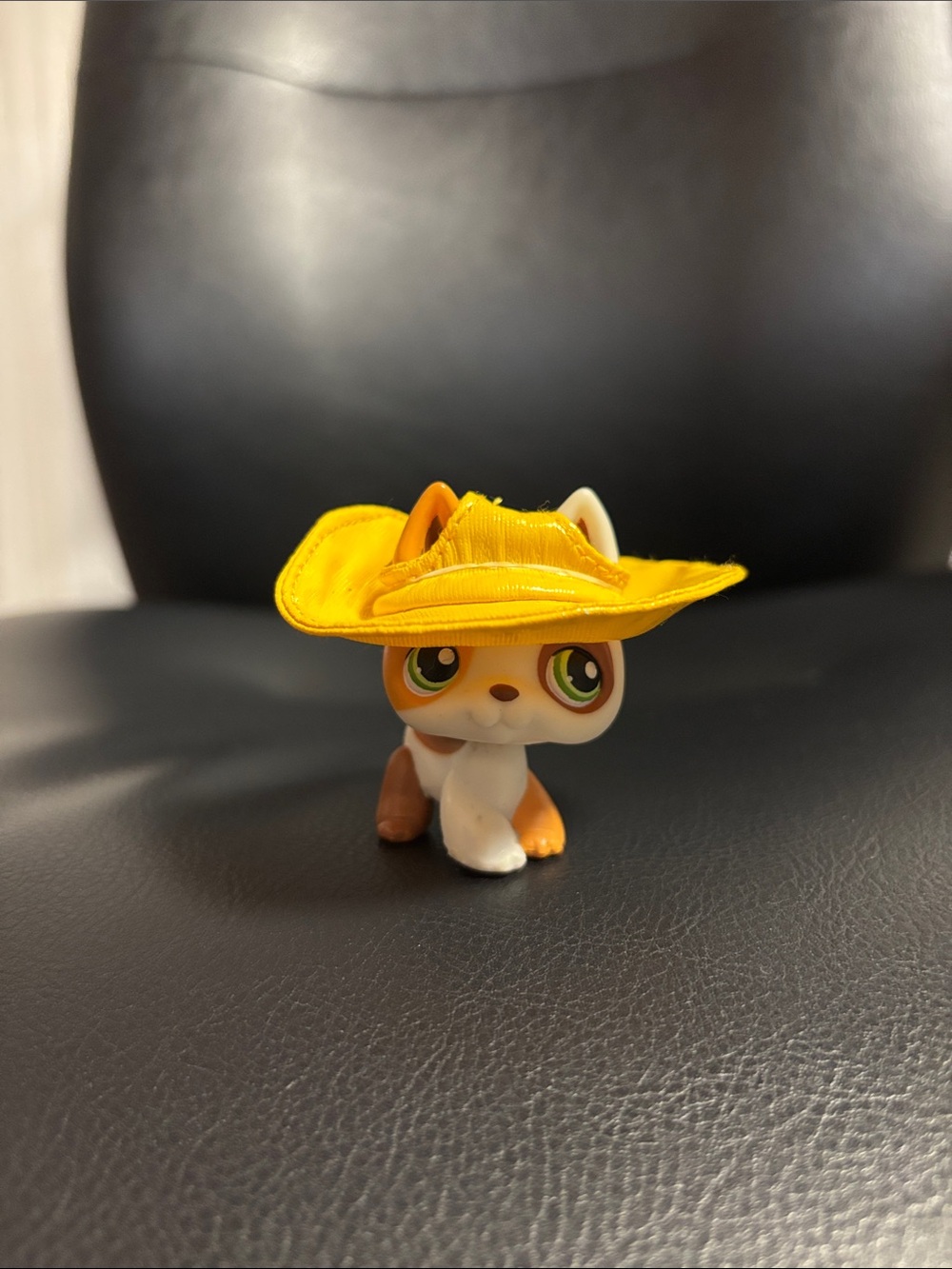 Littlest Pet Shop LPS #127 German Shepard Dog with Yellow Hat